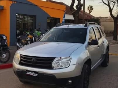 Renault Duster Confort Plus 4x2 2012 gris plata, vista tres cuartos delantera
